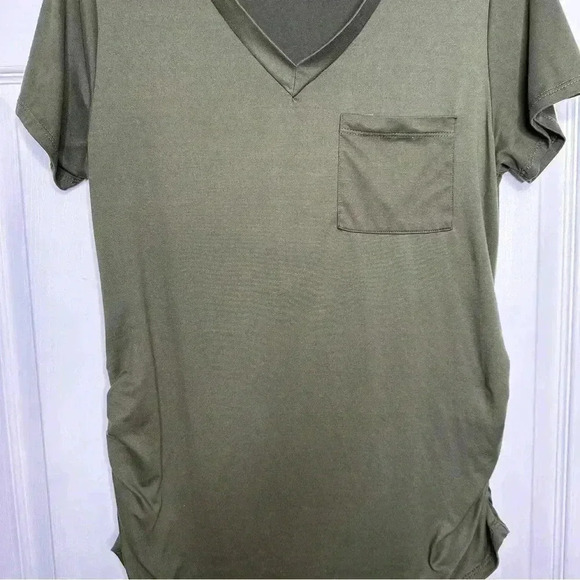 Ragdoll Maternity Shirt Front Pocket / v-Neck Green Size Medium - Picture 2 of 16